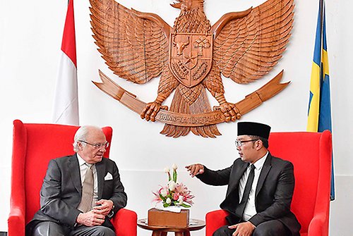 Kungen i möte med Ridwan Kamil, borgmästare i Bandung. 