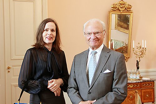 Kungen och Sara Danius under mötet på Kungliga slottet.