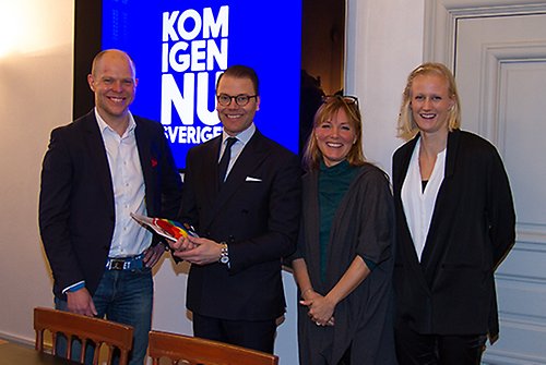 Lars Lundström, Prins Daniel, Helena Graffman och Carolina Klüft vid mötet på Kungl. Slottet. 