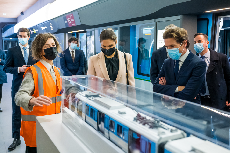 The Crown Princess is given a presentation about the future Métro system for Paris. 