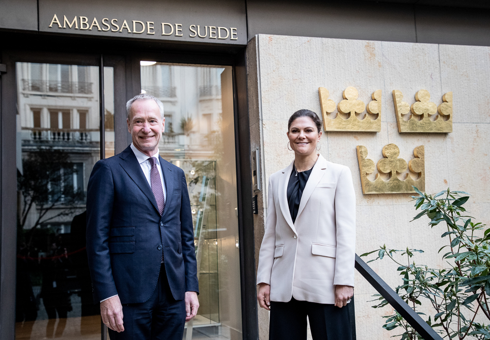 The Crown Princess with Håkan Åkesson, Sweden's Ambassador to France.
