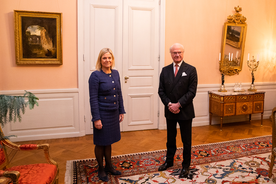 Kungen och statsminister Magdalena Andersson. 