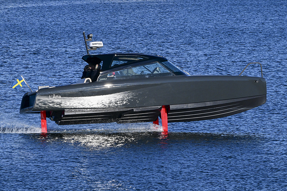The hydrofoil Candela is expected to become part of Stockholm's public transport. 