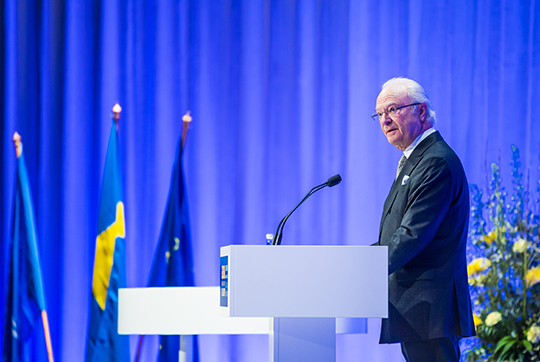 Kungen höll ett anförande inför delegaterna. Konferensen arrangeras i Stockholm Waterfront Congress Centre.