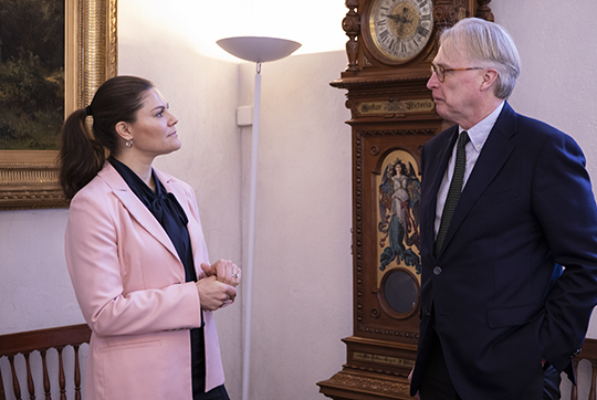 Kronprinsessan i samtal med Carl Folke, forskningschef vid Stockholm Resilience Centre. 