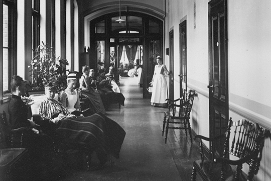 Sophiahemmet, troligen från 1890-talet. Fotografi ur album "Minnen från Sophiahemmet".