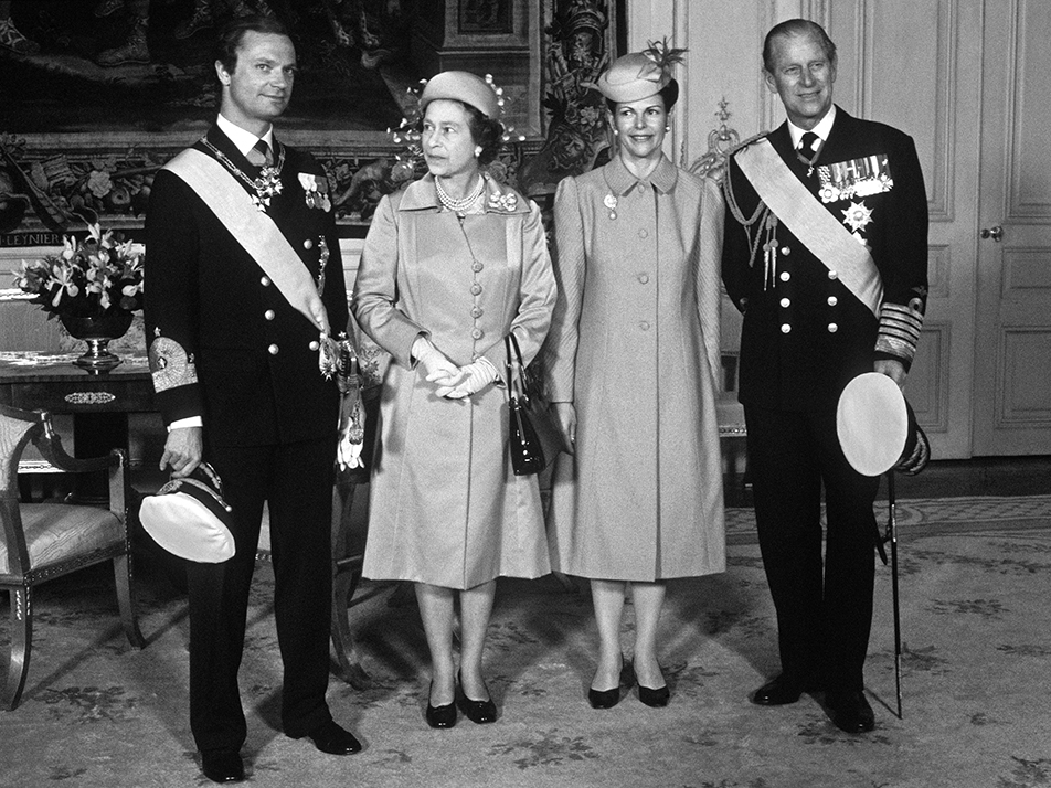 Kungaparet tillsammans med Drottningen och Hertigen av Edinburgh vid statsbesöket till Sverige 1983.