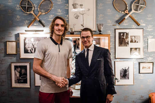 Prins Daniel tillsammans med Stefanos Tsitsipas, vinnare av Stockholm Open 2018. 