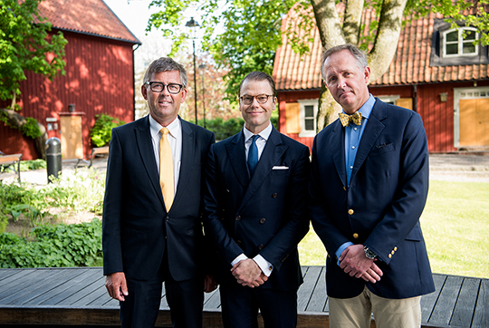Docent Lars Bäckman, Akademiska sjukhuset, Prins Daniel och docent Lars Wennberg, Karolinska sjukhuset.