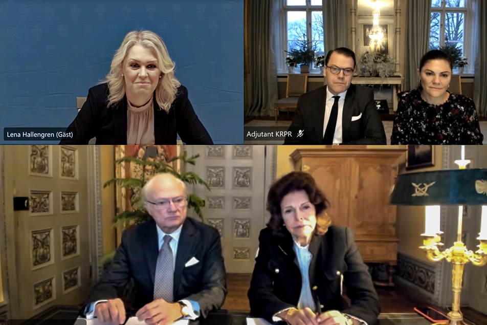 Under tisdagsmorgonen hade Kungaparet och Kronprinsessparet ett digitalt möte med statsrådet Lena Hallengren.