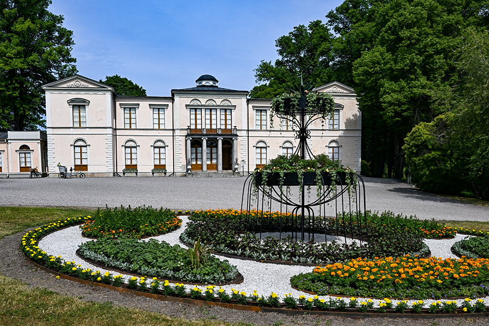 Blomsterfontänen framför Rosendals slott.