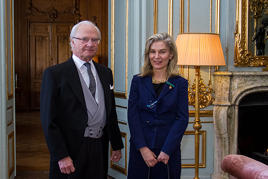 Kungen tillsammans med Italiens ambassadör Elena Basile vid dagens avskedsaudiens.