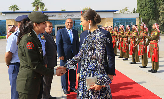 Kronprinsessparet lämnar Jordanien för att åka vidare till Libanon.