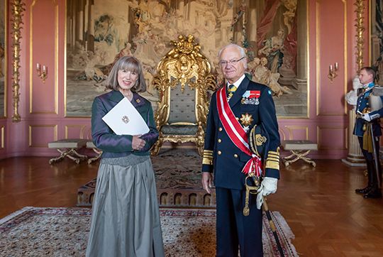 Kungen och Österrikes nya ambassadör Gudrun Graf vid dagens audiens. Kungen bar Österrikiska Republikens förtjänsthedersteckens storstjärna under audiensen. 