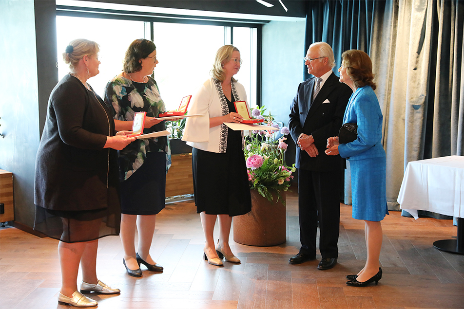Kungen förlänade Nordstjärneorden till Camilla Gunell, Veronika Thörnroos och Katrin Sjögren.