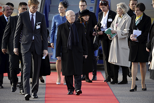 Tunisiens president Beji Caïd Essebsi med fru Saida Caïd Essebsi togs emot av Kronprinsessparet på Arlanda.