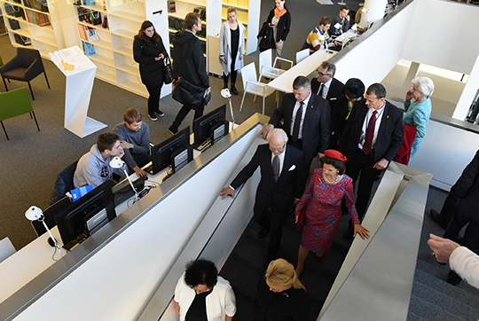 Under besöket på Vilnius nya universitetsbibliotek ”Vilnius Open Access Communications Centre”.