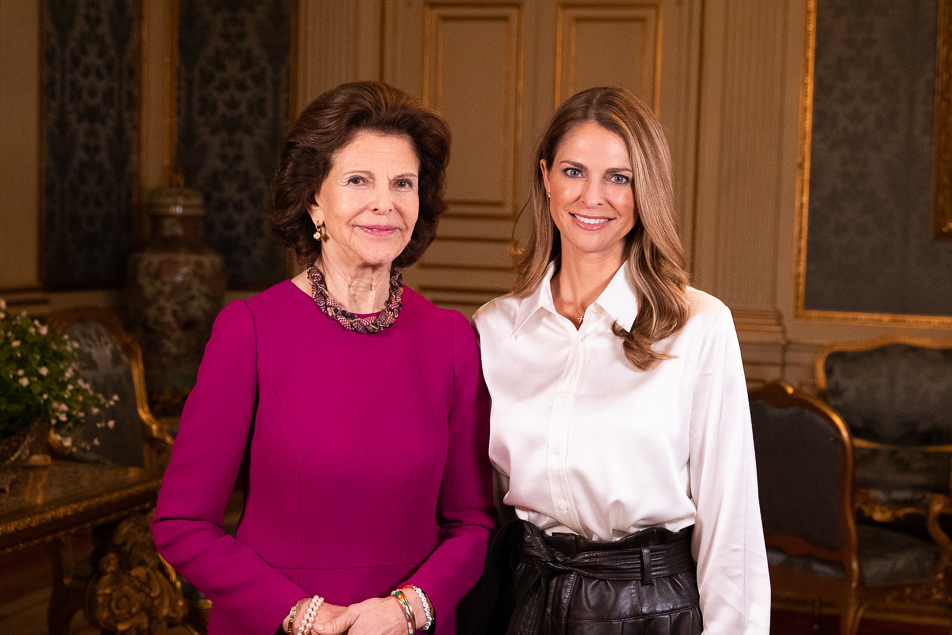 The Queen and Princess Madeleine.