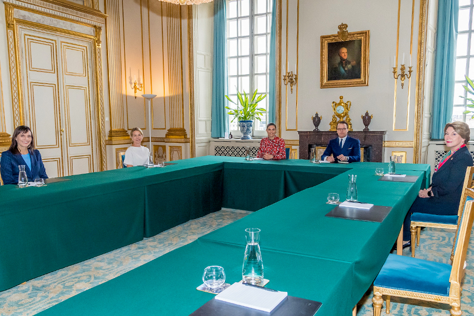 Kronprinsessparet i möte med Business Sweden. 