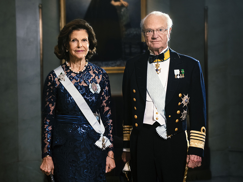 The King and Queen at the Royal Society of Naval Sciences' 250th anniversary celebrations. 