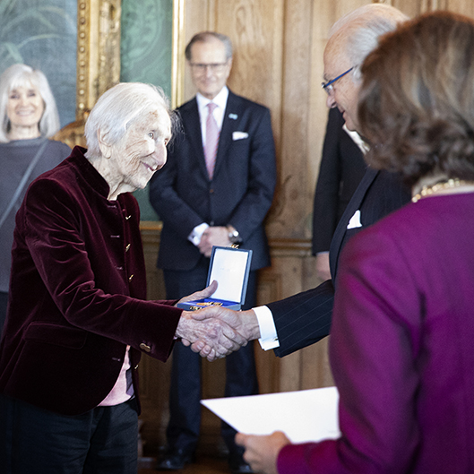 Författaren och psykologen Hédi Fried som överlevde Auschwitz och Bergen-Belsen fick ta emot Serafimermedaljen 2019.