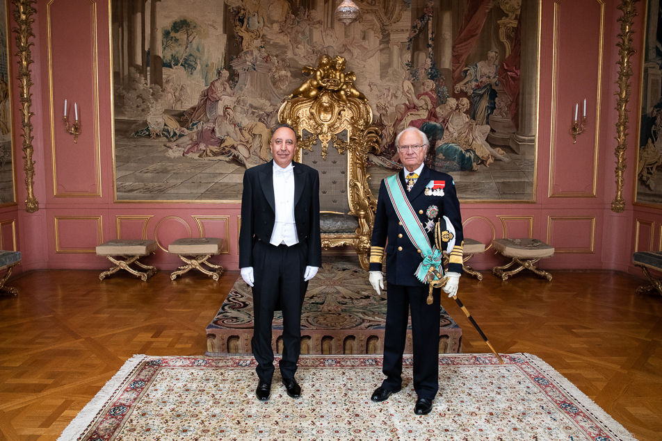 The King with Tunisia's ambassador Riadh Ben Sliman. During the audience, The King wore the Grand Cross of the Order of the Republic of Tunisia.