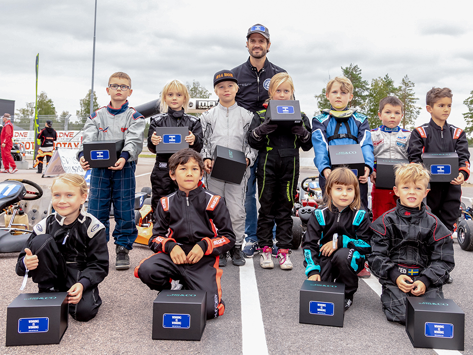 Prins Carl Philip delade även ut priser i klassen Cadetti Racing Tour där tolv barn i åldern 6-9 år deltog.
