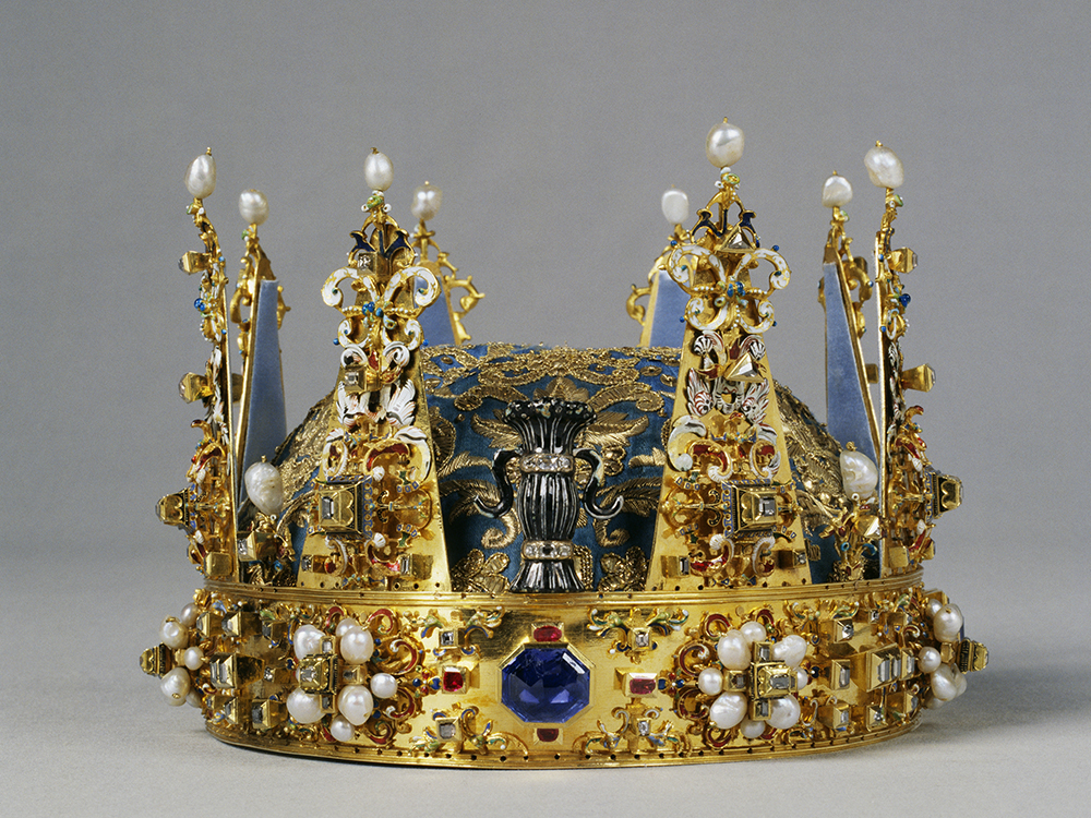 Today, Karl (X) Gustav's Crown of the Heir Apparent represents The Crown Princess, and was last used for ceremonial purposes during her marriage to Prince Daniel in Stockholm Cathedral in 2010. 