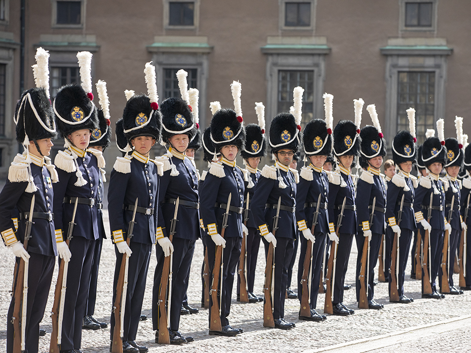 Guard of honour in the Inner Courtyard. 