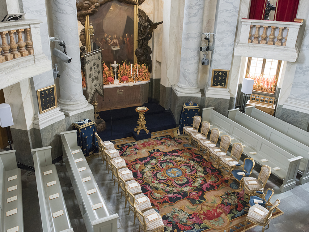 One of the Savonnerie rugs was used in the chapel during Prince Alexander's christening in 2016. 