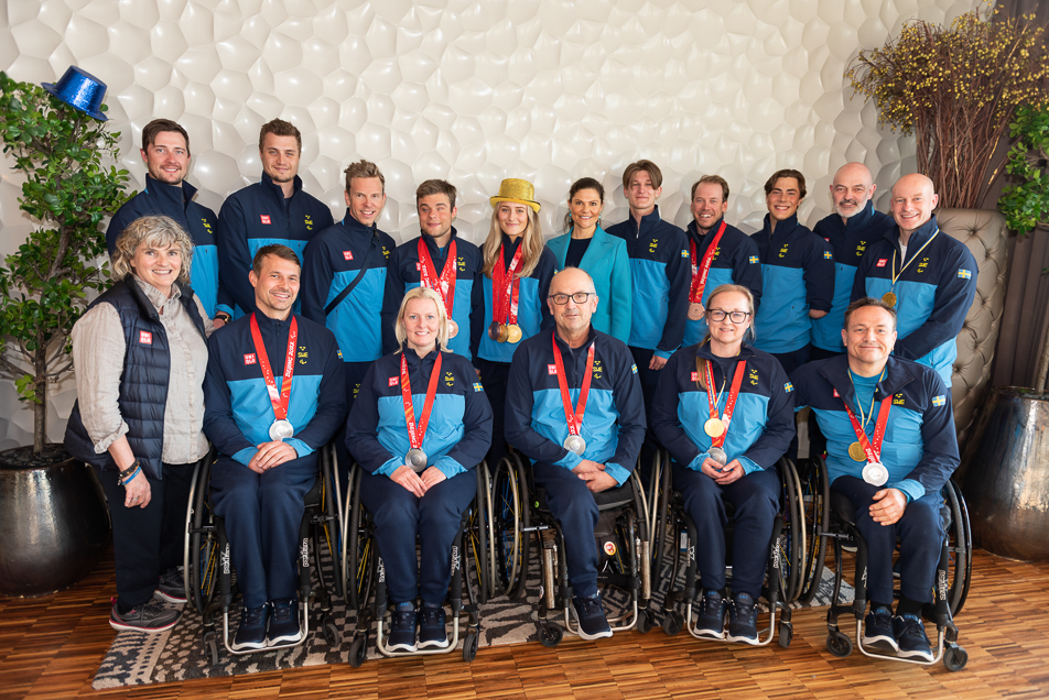 The Crown Princess and the Paralympic team. 