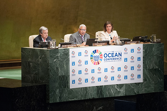FN:s generalsekreterare António Guterres, Fijis premiärminister Josaia Voreqe Bainimarama och Isabella Lövin, minister för internationellt utvecklingssamarbete och klimat samt vice statsminister.