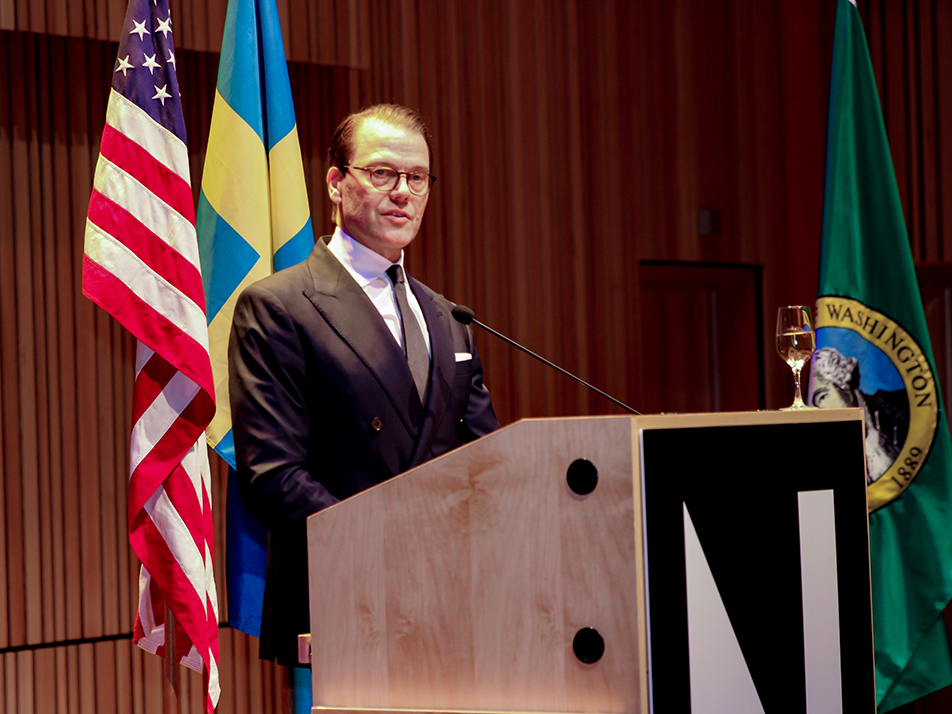 Prins Daniel höll ett tal vid mottagningen där han framhöll de historiska banden mellan Sverige och Seattleområdet och vikten av utbyte, öppenhet och samarbete. 