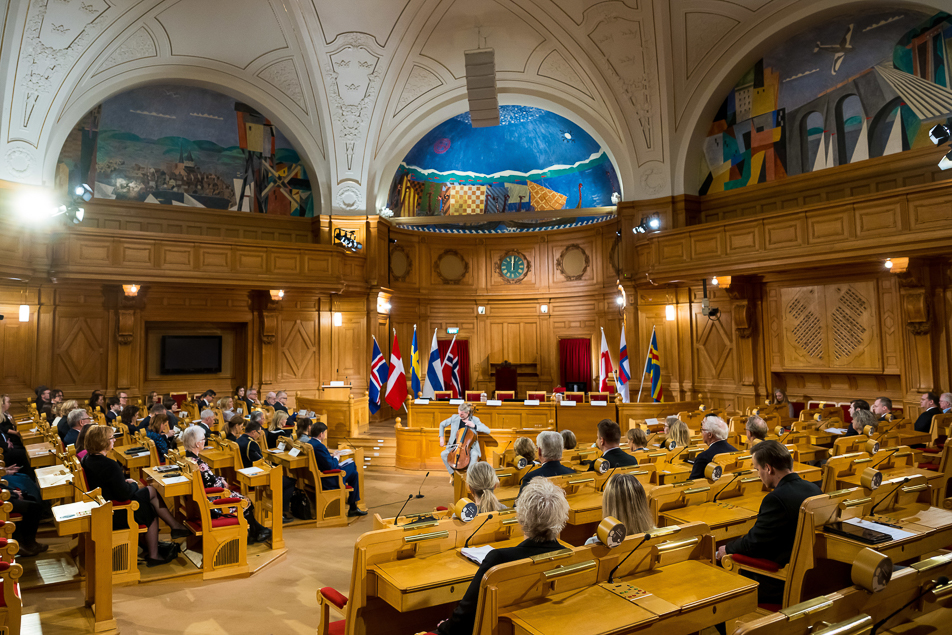 Seminariet i samband med Nordens dag arrangerades i riksdagens Förstakammarsal. 