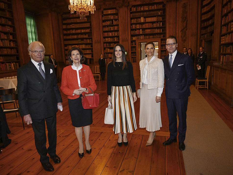 Kungaparet, Kronprinsessparet och Prinsessan Sofia deltog i mötet om skydd av barn i Ukraina.