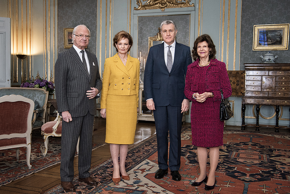 Kungaparet tillsammans med Margareta av Rumänien och Prins Radu. 