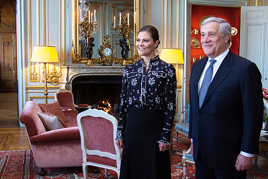 Kronprinsessan tillsammans med Antonio Tajani i Prinsessan Sibyllas våning. 