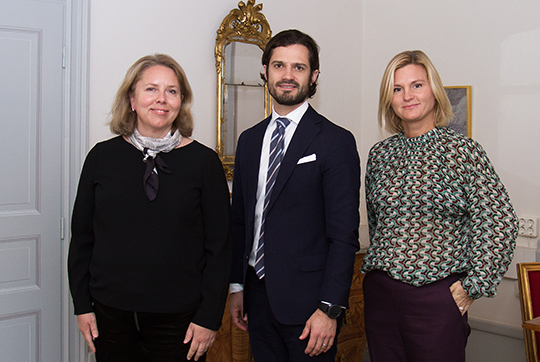 Prins Carl Philip tillsammans med Maria Grimberg och Cajsa Wiking från Operation Smile.