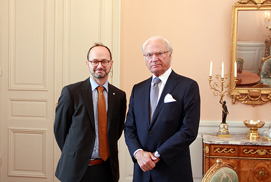 Kungen och infrastrukturminister Tomas Eneroth vid mötet på Kungl. Slottet. 