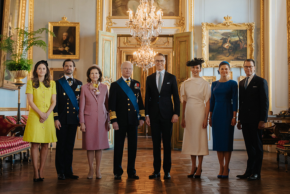 Kungafamiljen och presidentparet i Bernadottegalleriet på Kungl. Slottet.