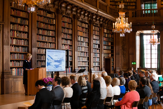Stipendieutdelningen hölls i Bernadottebiblioteket på Kungliga slottet.