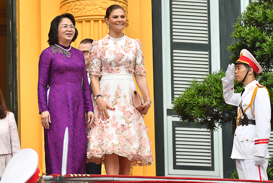 Kronprinsessan och Vietnams vicepresident Mrs. Dang Thi Ngoc Thinh. 