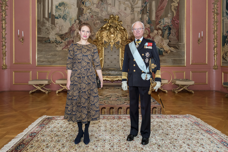 Kungen tillsammans med ambassadör Anita Grmelová från Tjeckien. 