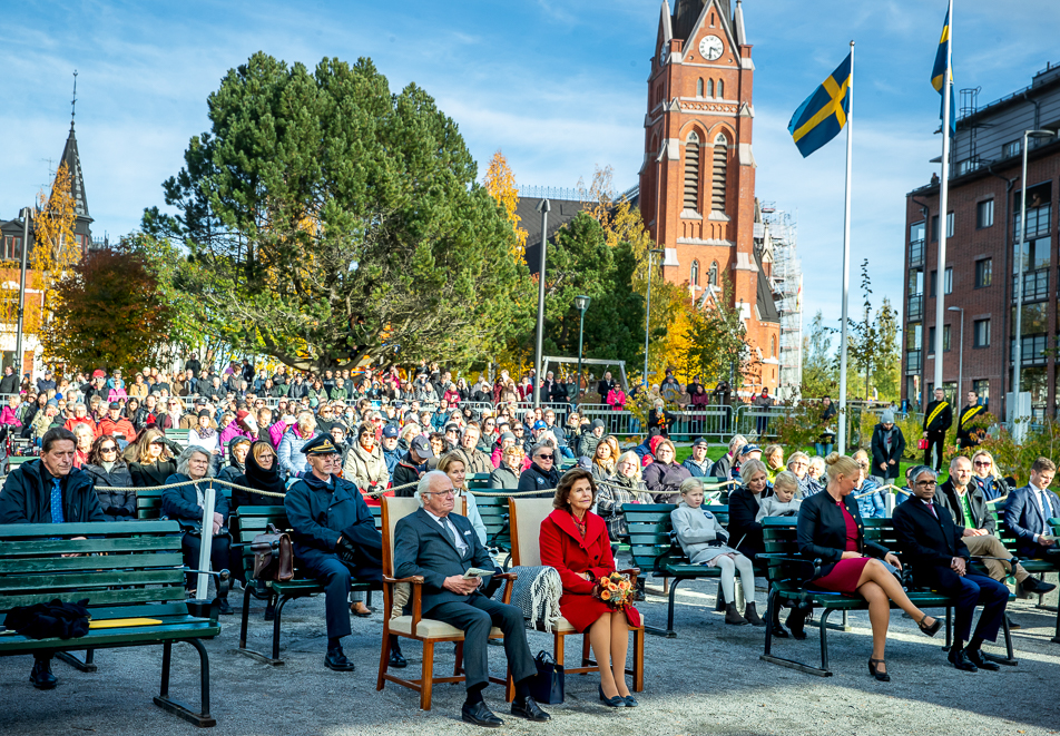 Ceremony at Stadsparken in Luleå to mark the city's 400th anniversary. 