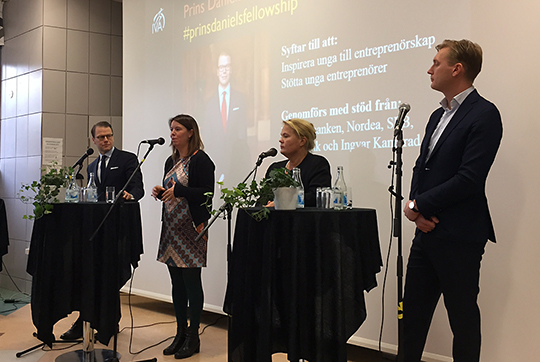 På Gymnasium Skövde berättade Prinsen, Lisa Lindström, Kristina Lindhe och Filip Tysander om sina erfarenheter av entreprenörskap. 