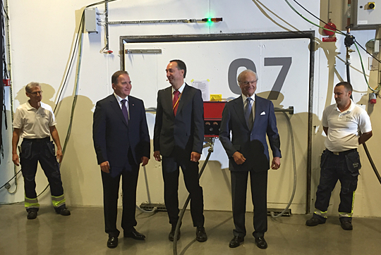 Kungen tillsammans med statsminister Stefan Löfven och direktör Christoph Quitmann, MAX IV-laboratoriet, vid invigningen av MAX IV. 