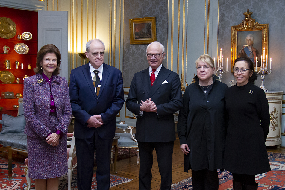 Kungaparet välkomnade Jan Zbigniewicz Rachinsky, Elena Zhemkova och Tanya Smith från organisationen Memorial till Kungl. Slottet.