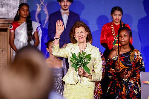 Drottningen under prisceremonin för World's Children's Prize på Gripsholms slott. 