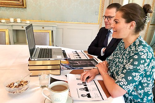 Kronprinsessparet i digitalt möte med Business Sweden.