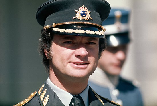 H.M. Konungen 1974